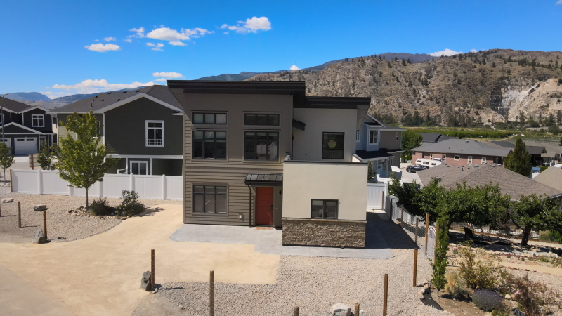 Custom homes in the South Okanagan